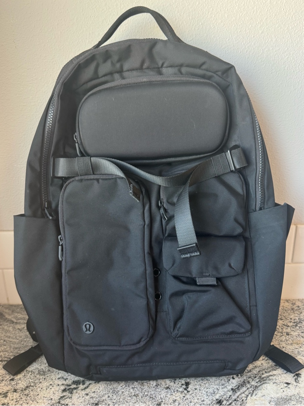 Llululemon Cruiser Large Backpack 28L in black. EUC.
